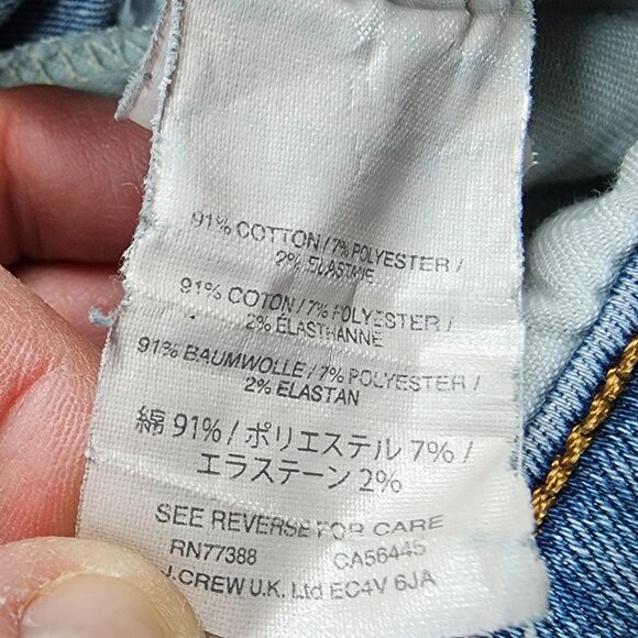 J.Crew Trademark Light Wash Denim Rolled Shorts Size 29 - Picture 5 of 10